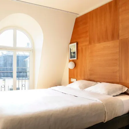 - Orso 3* Parigi